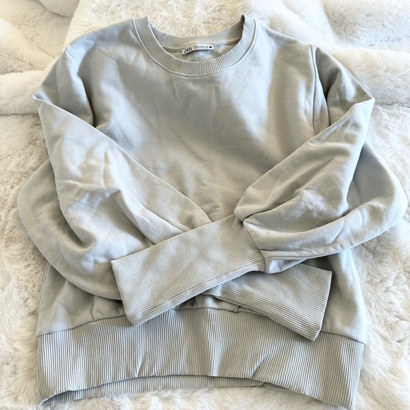 Zara sweater. Size S. - Picture 2 of 4